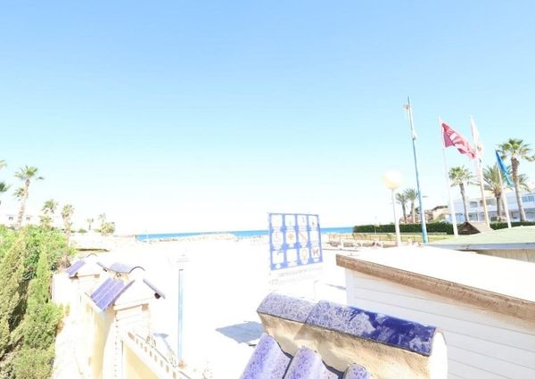 Villa de Lujo en Primera Línea de Playa en Cala Capitán