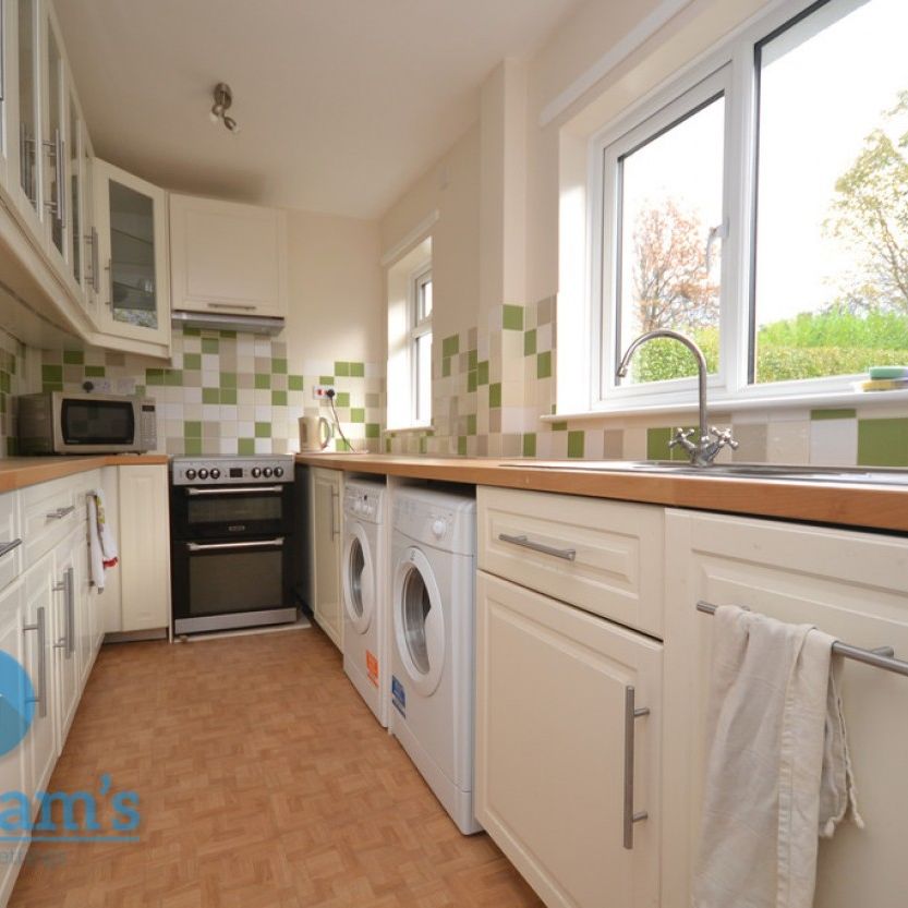 2 bed Semi-Detached House for Rent - Photo 1