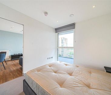 Studio to rent - Photo 6