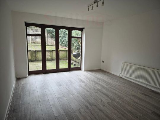 5 bedroom terraced house to rent - Photo 1