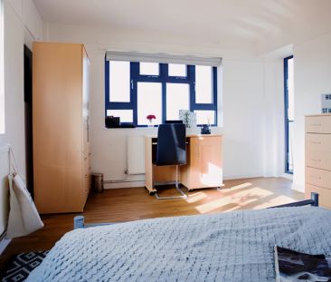 Silver En-Suite - Photo 1