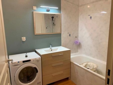 Location Appartement 2 pièces 57m² POITIERS 86000 - Photo 5