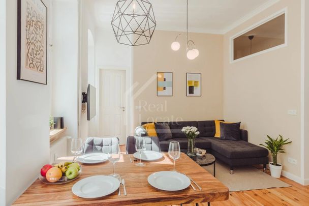 Apartment for rent, 2+kk - 1 bedroom, 53m - Photo 1
