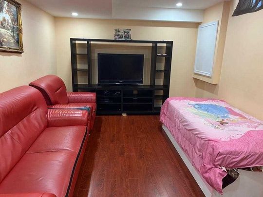 For Lease - 1521 Dusty Drive, Pickering, Ontario - Photo 1