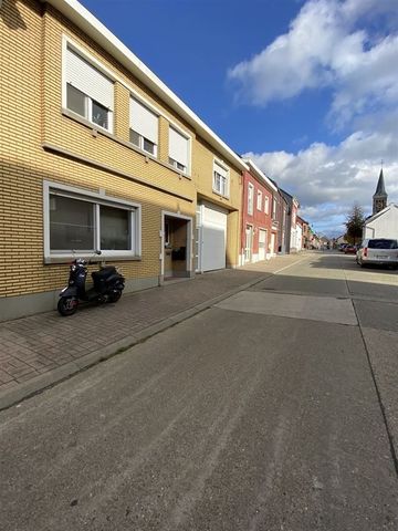 Ruim gelijkvloers appartement met 2 slaapkamers op boogscheut van E314 - Foto 2