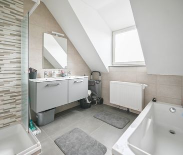 Duplexappartement nabij centrum Oostrozebeke - Photo 1