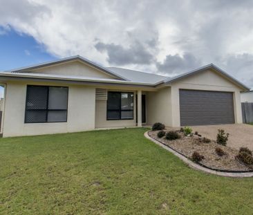 9 Ellsworth Drive, Mount Louisa - Photo 2