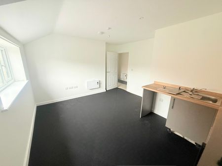 Sherborne Road, Yeovil, Somerset - Photo 2