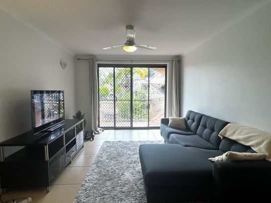 2/19 Leonard Avenue, 4217, Surfers Paradise Qld - Photo 1