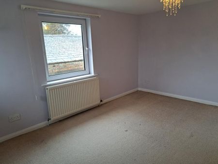 4 bedroom detached house to rent - Photo 4