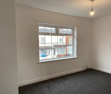 3 Bedroom Terraced House To Rent - Photo 4