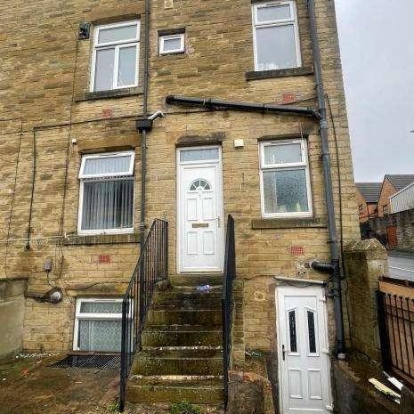 Harriet Street, Bradford, BD8 - Photo 1
