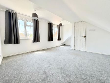 4 bedroom terraced house to rent - Photo 4