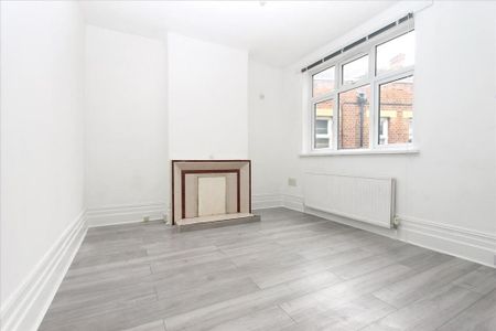 4 bedroom house to rent - Photo 2