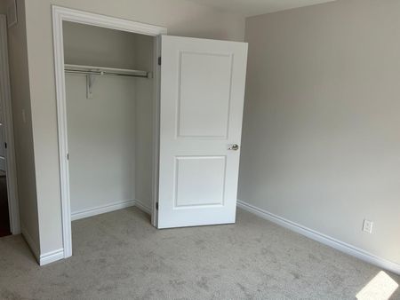 For Lease - 5672 Dorchester Road Unit# 35, Niagara Falls, Ontario - Photo 5