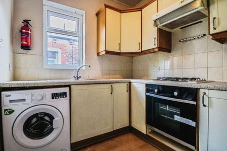 Hungerford Road, Crewe, CW1 - Photo 4