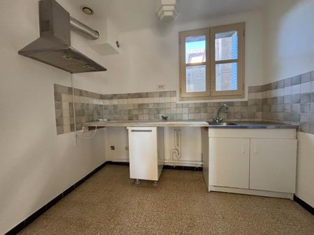 Location Appartement 2 pièces 42m² AVIGNON 84000 - Photo 2