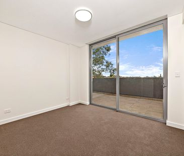 Two Bedroom Residence with Large Wrap-Around Balcony - Photo 6