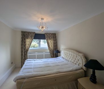 Squire Court, Marina, Swansea, SA1 3XB - Photo 5