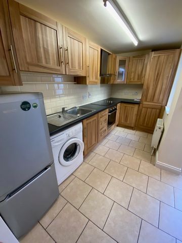 32 Edinburgh Street, Belfast, BT9 7DS - Photo 3