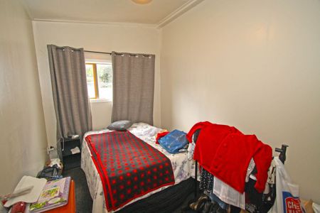 1/4 Kenmore Street,Westown - Photo 4