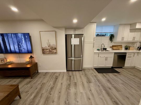 For Lease - 2412 Secreto Drive Unit# #Basement, Oshawa, Ontario - Photo 1