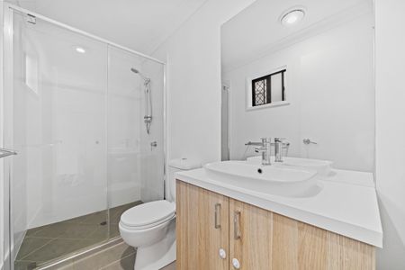 Comfort, Space & Convenience in the Heart of Hillcrest - Photo 5