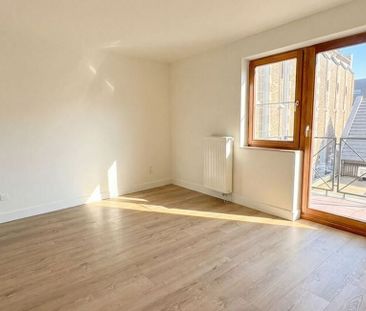 Appartement te huur in Maaseik voor € 990 met 2 slaapkamers - Foto 4