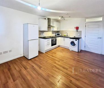 1 bedroom flat to rent - Photo 2