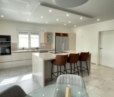 3 room luxury House for rent in Elche, Spain - Photo 5