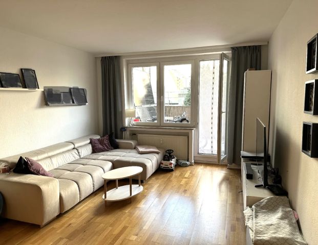 Düsseldorf-Stadtmitte / Nähe Schadowstraße: Helle 3-Zimmer-Wohnung mit großer Terrasse! - Photo 1