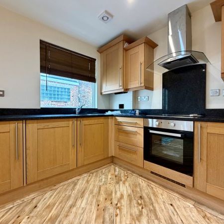 Ann Street, Worthing, BN11 1 bedroom flat to rent - Photo 1