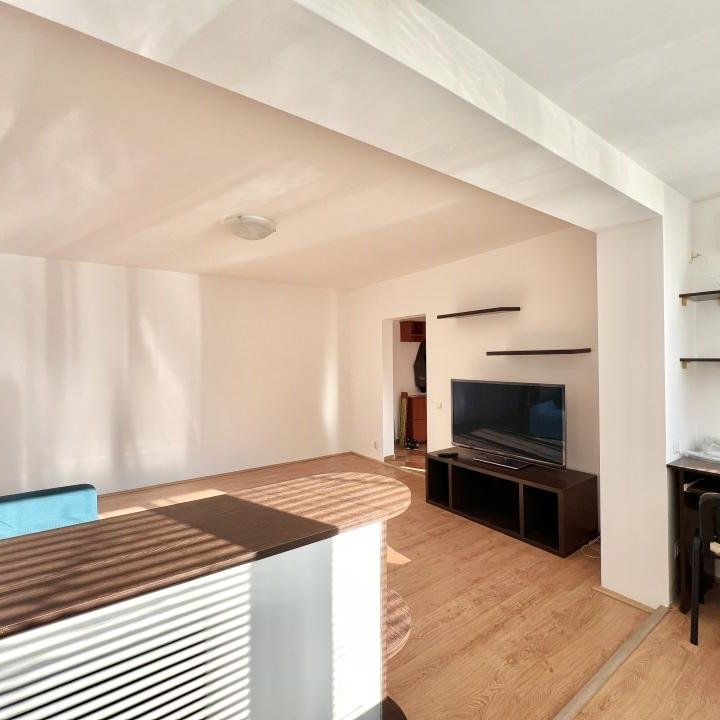 ÎNCHIRIERE 3 Camere PIATA IANCULUI I CENTRALA Proprie I Renovat! - Fotografie 1