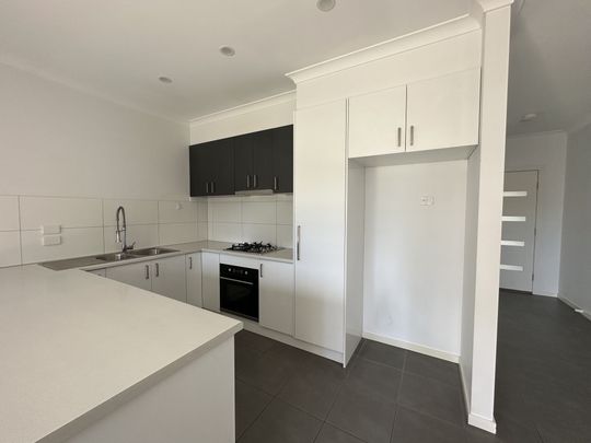 Charming 2-Bedroom Home in Epping - Photo 1