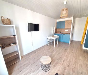 Location Appartement 1 pièce 22m² LES SABLES D OLONNE 85100 - Photo 4