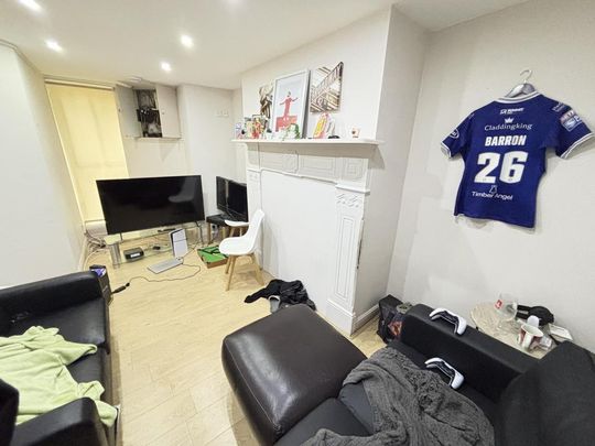 2 bedroom house to rent - Photo 1