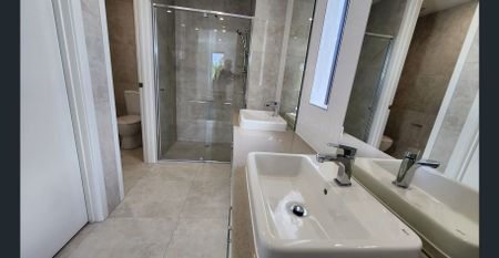 Modern Elegance Meets Exceptional Liveability - Photo 3