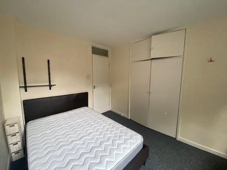 3 bedroom flat share to rent - Photo 3