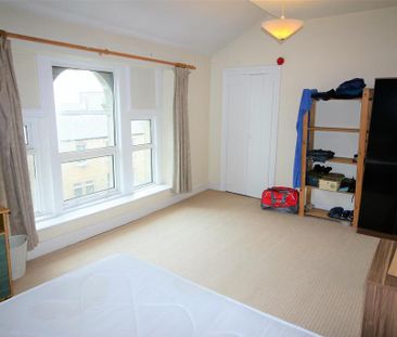 6 bedroom private hall to rent - Photo 4
