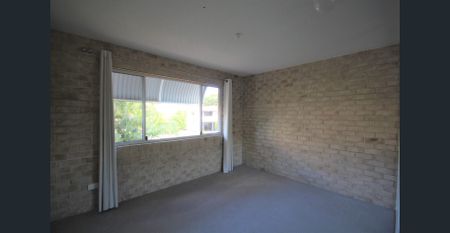 Live in the heart of Mooloolaba! - Photo 5