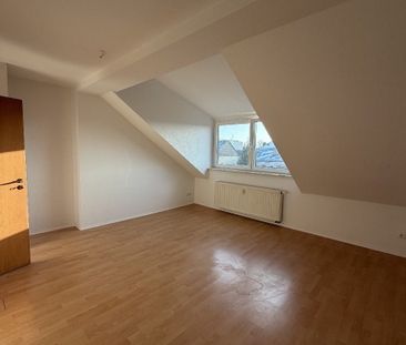 Charmante Dachgeschosswohnung in Leipzig - Photo 4