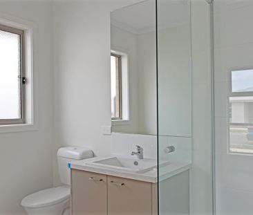 BEAUTIFUL HOME IN CORIDALE ESTATE - Photo 5