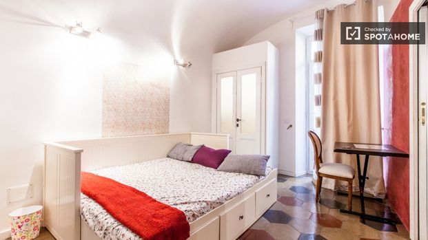 Via dei Liguri, Rome, Lazio 00185 - Photo 1