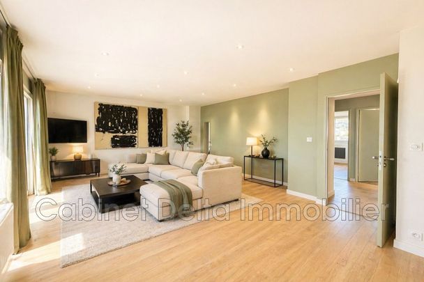 Location Appartement 96m² TOULON 83000 - Photo 1