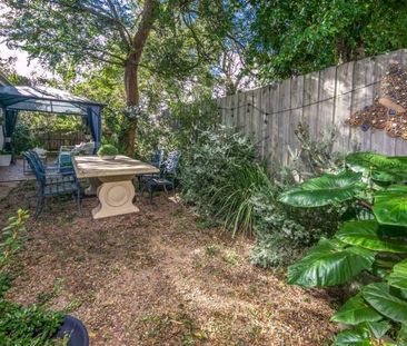 2/43 Grant Avenue, Gisborne - Photo 6