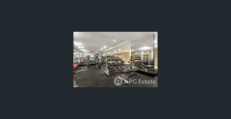 Modern South Yarra Apartment with Balcony, Gym, Pool & Prime Location - Photo 2