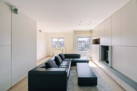 Appartement te huur - foto 2