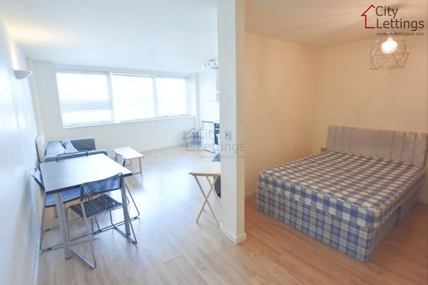 1 Bedroom Apartment - Photo 1