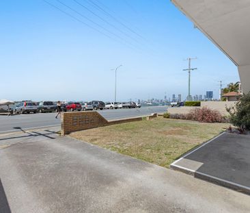 1/278 Marine Parade, Labrador, Qld 4215 - Photo 6
