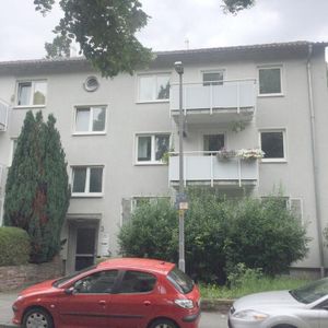 Gepflegte 3-Zimmer-Wohnung mit Balkon und modernem Tageslichtbad - Foto 2